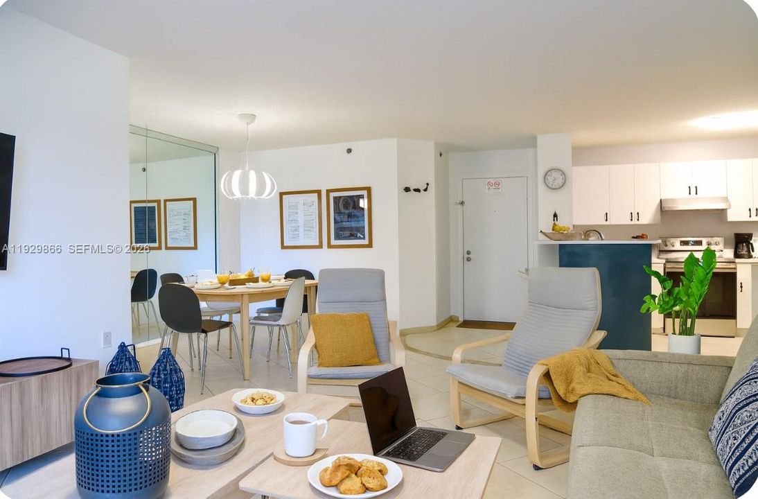 En Renta: $3,800 (2 camas, 2 baños, 1100 Pies cuadrados)