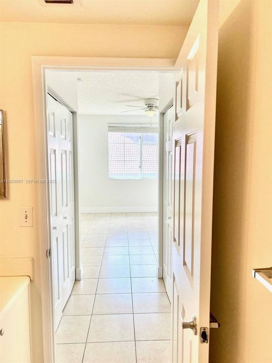 For Rent: $2,400 (2 beds, 2 baths, 1000 Square Feet)