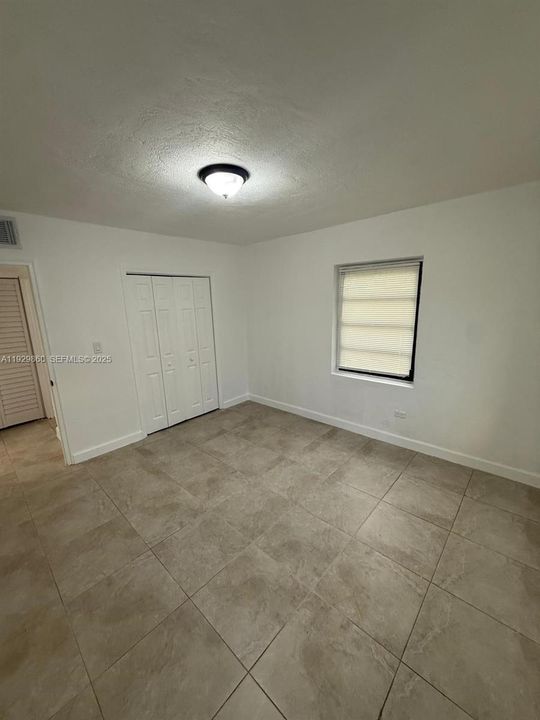 For Sale: $535,000 (2 beds, 1 baths, 1165 Square Feet)