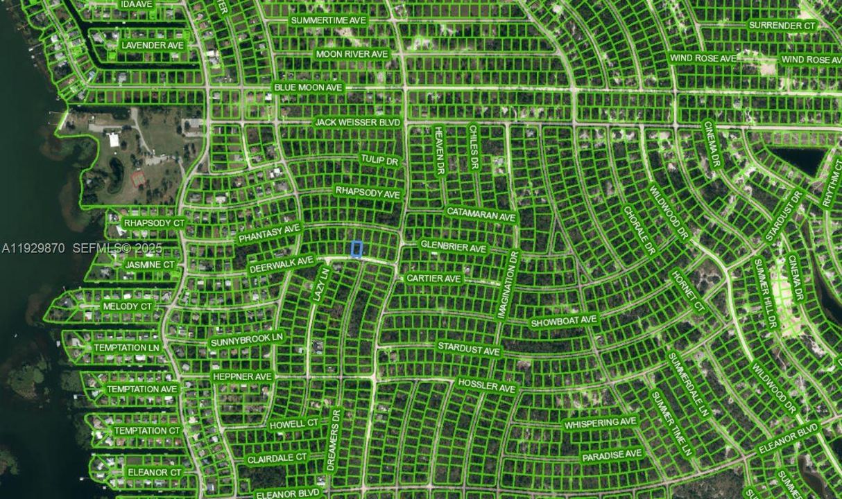 待售: $13,900 (0.22 acres)