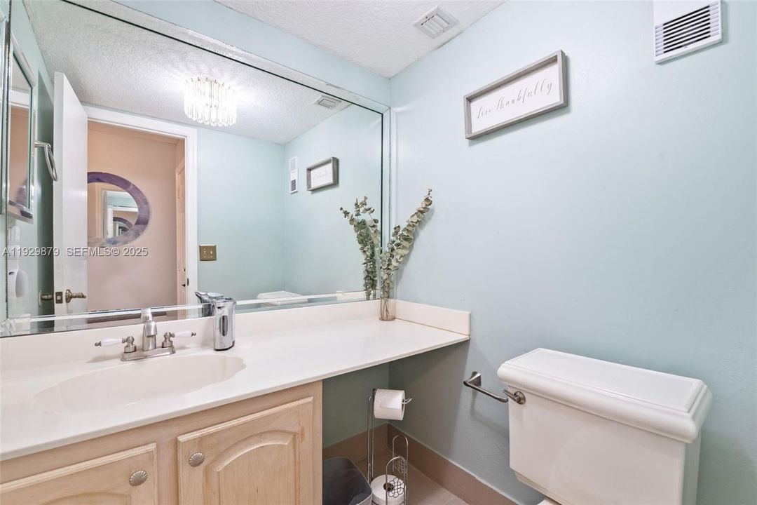 For Sale: $450,000 (3 beds, 2 baths, 1784 Square Feet)