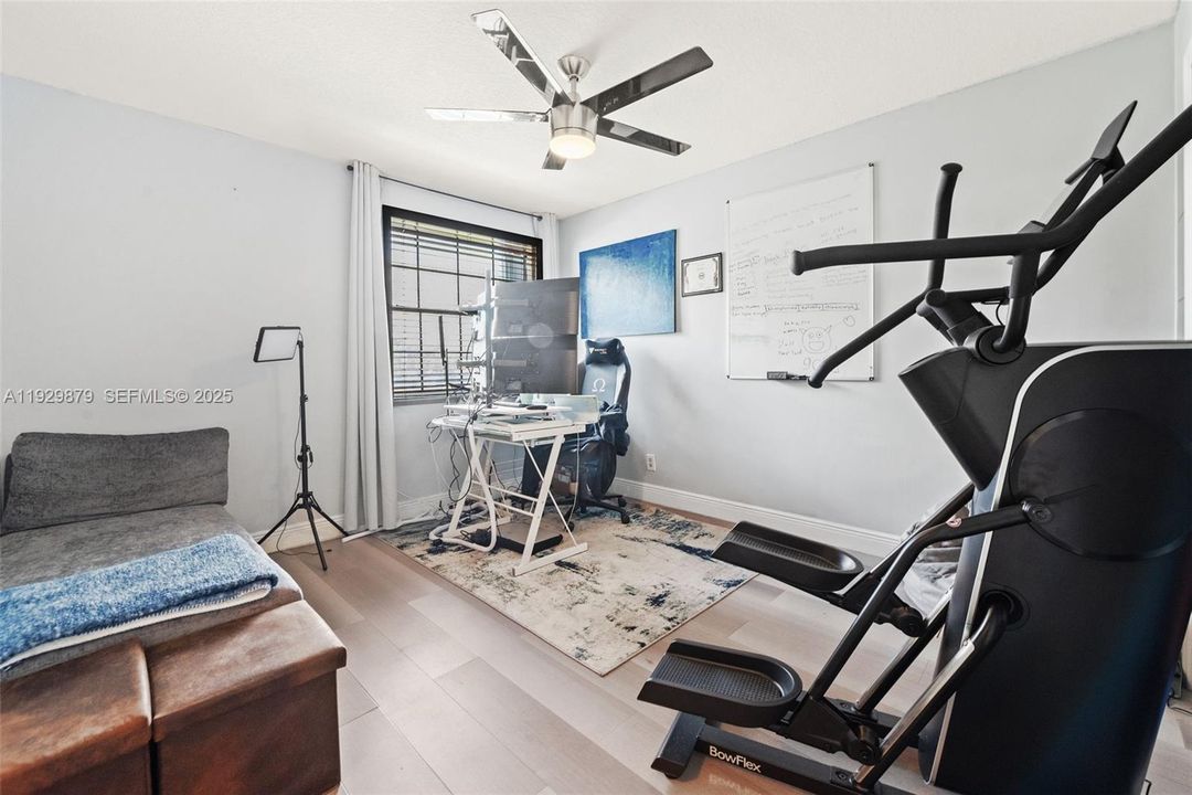 For Sale: $450,000 (3 beds, 2 baths, 1784 Square Feet)