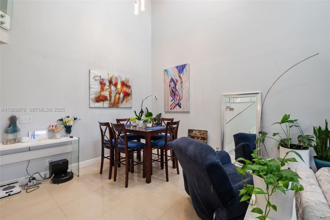 For Sale: $450,000 (3 beds, 2 baths, 1784 Square Feet)