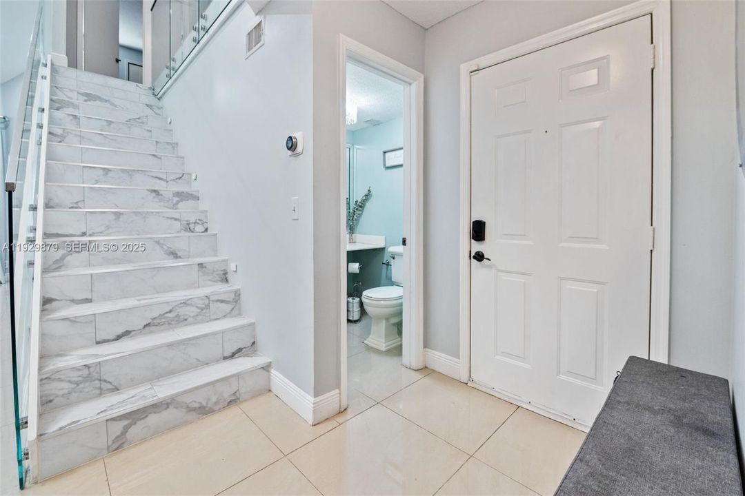 For Sale: $450,000 (3 beds, 2 baths, 1784 Square Feet)