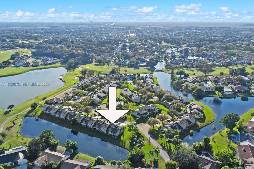 For Sale: $450,000 (3 beds, 2 baths, 1784 Square Feet)