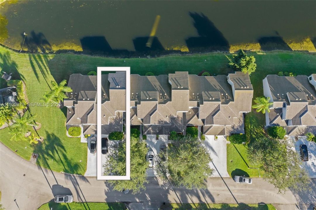 For Sale: $450,000 (3 beds, 2 baths, 1784 Square Feet)