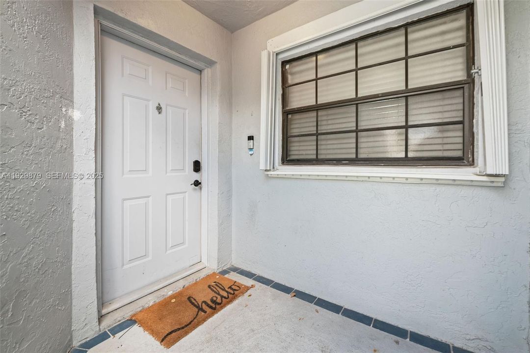 For Sale: $450,000 (3 beds, 2 baths, 1784 Square Feet)