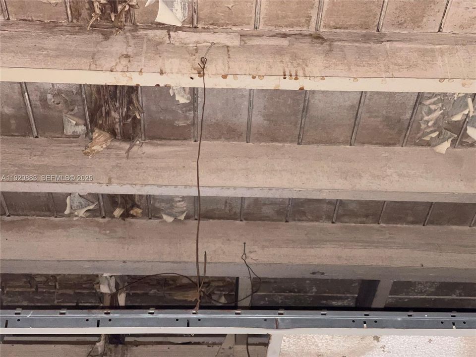 En Venta: $475,000 (2 camas, 1 baños, 1444 Pies cuadrados)