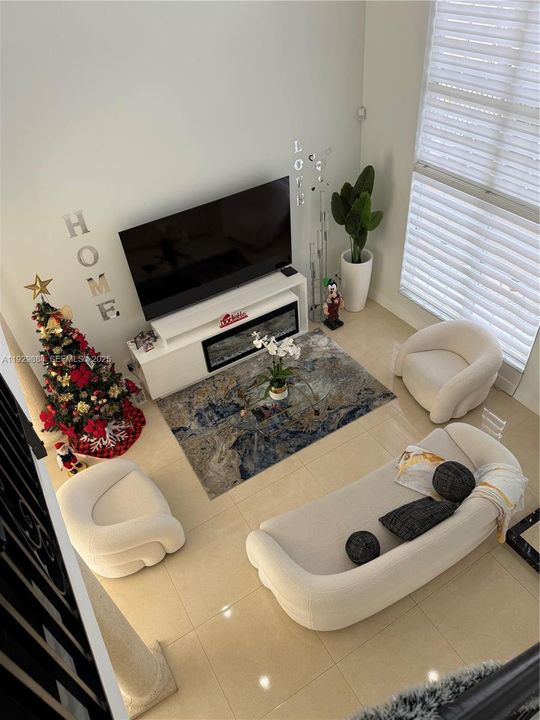 For Sale: $965,000 (4 beds, 3 baths, 2215 Square Feet)