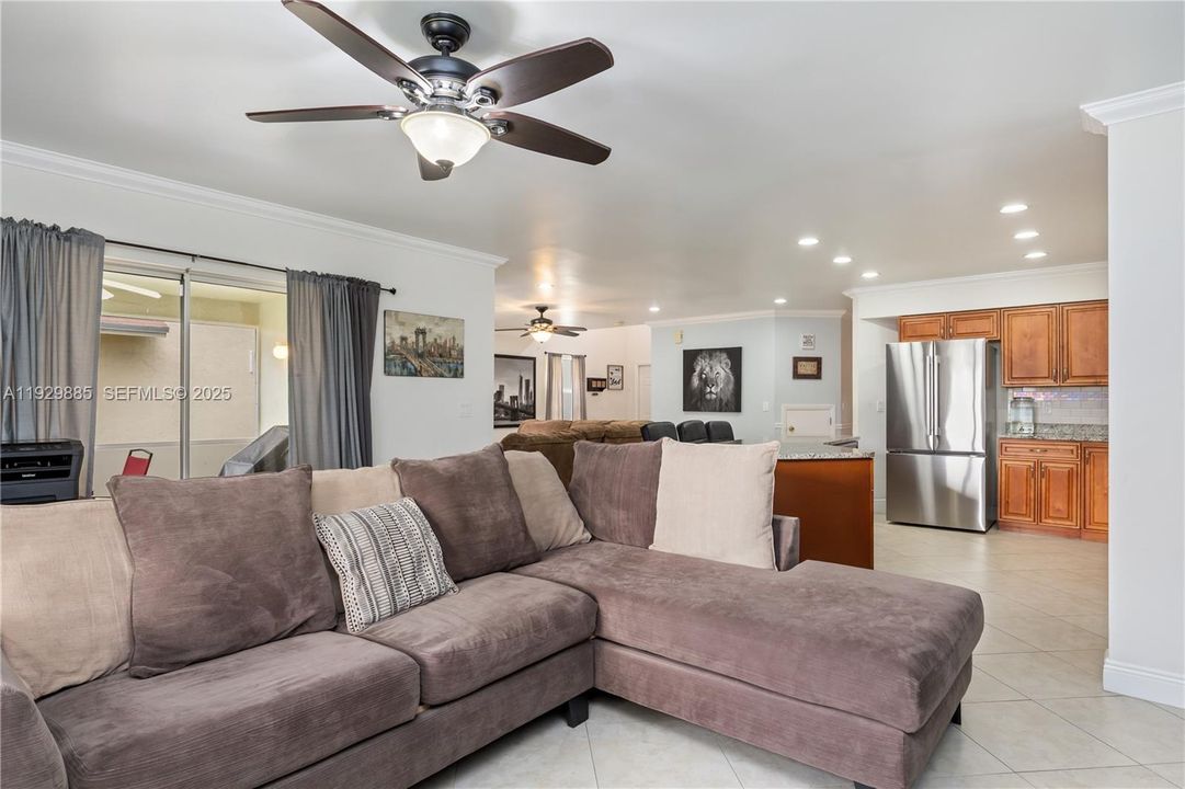 For Sale: $559,000 (3 beds, 2 baths, 2055 Square Feet)