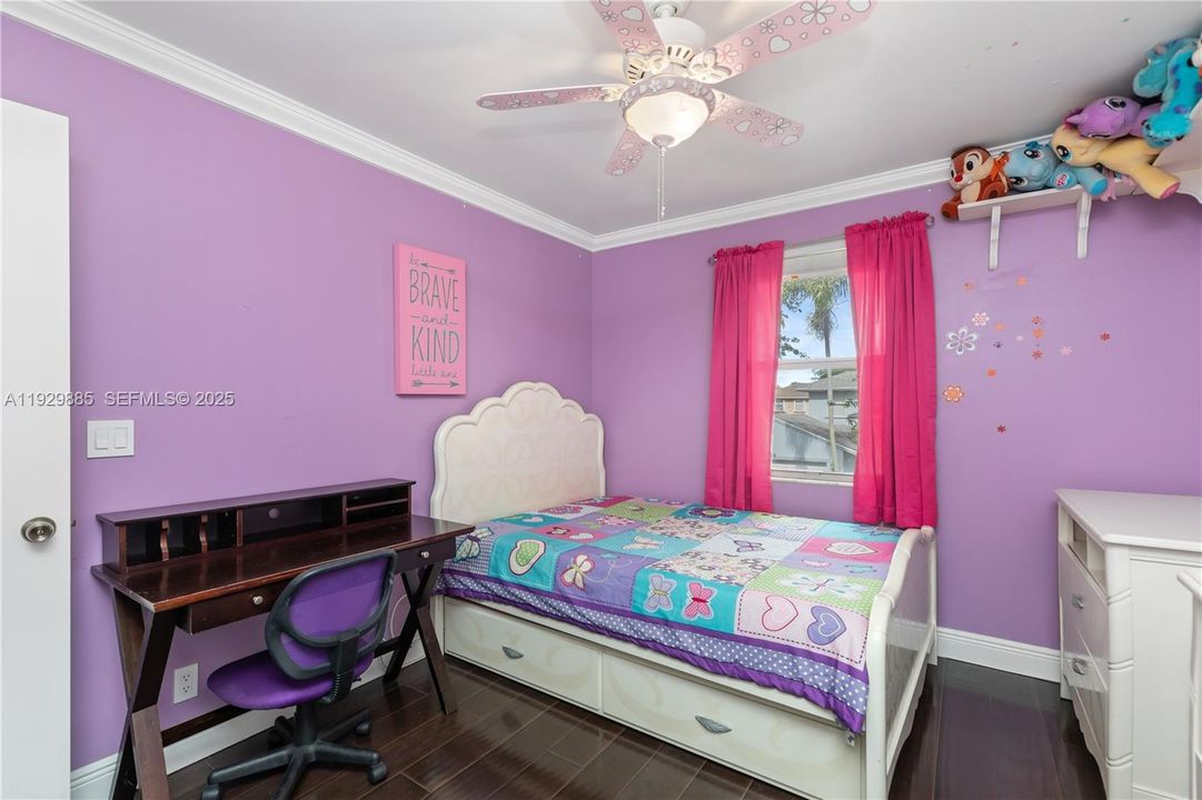 For Sale: $559,000 (3 beds, 2 baths, 2055 Square Feet)