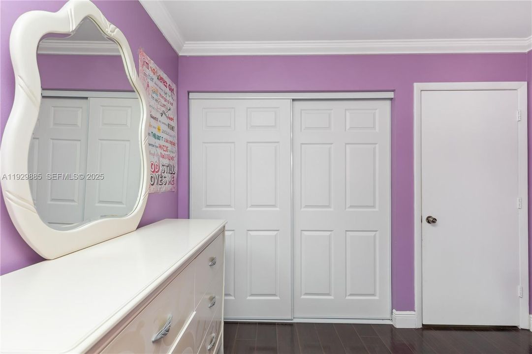 For Sale: $559,000 (3 beds, 2 baths, 2055 Square Feet)