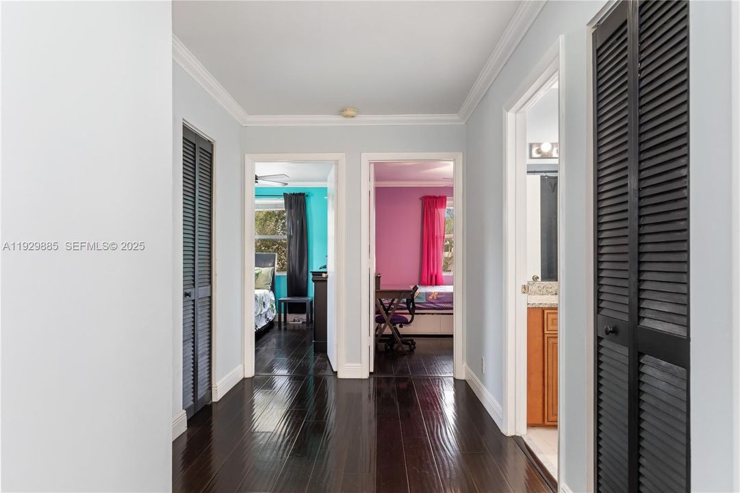 For Sale: $559,000 (3 beds, 2 baths, 2055 Square Feet)