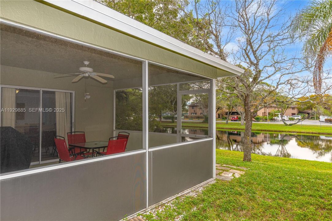 For Sale: $559,000 (3 beds, 2 baths, 2055 Square Feet)