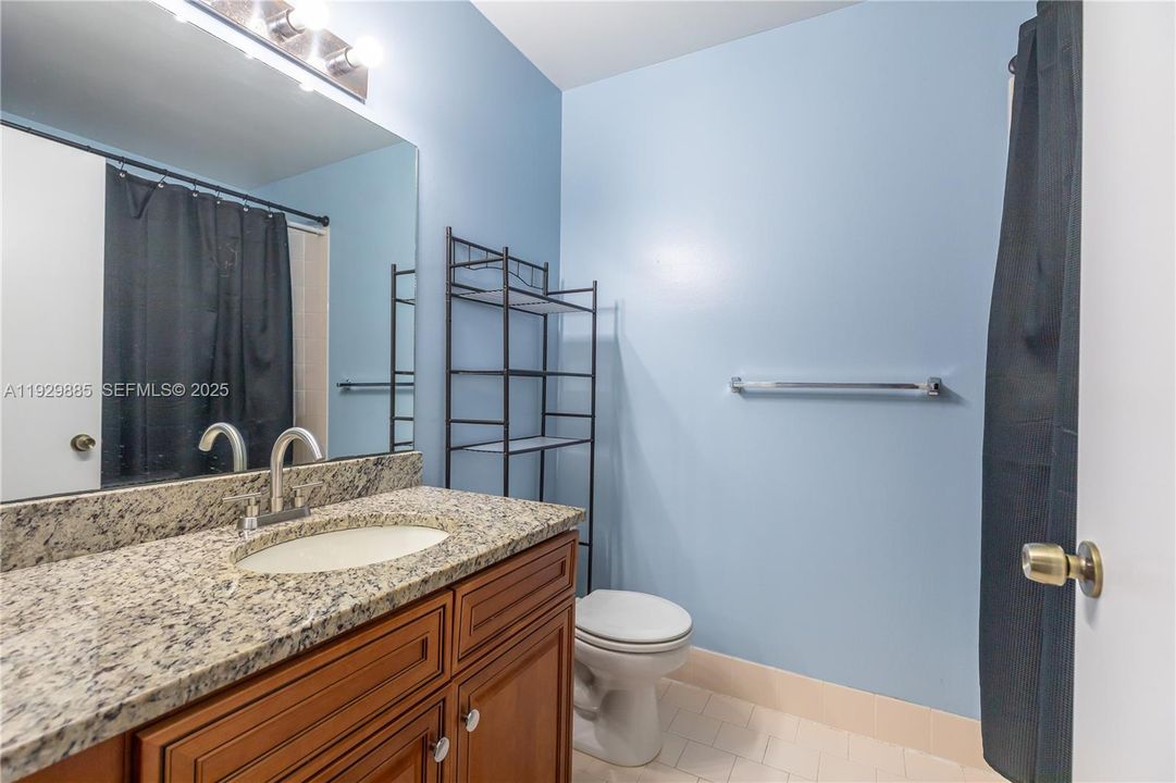 For Sale: $559,000 (3 beds, 2 baths, 2055 Square Feet)