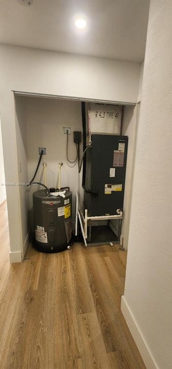 For Rent: $3,200 (3 beds, 2 baths, 1251 Square Feet)