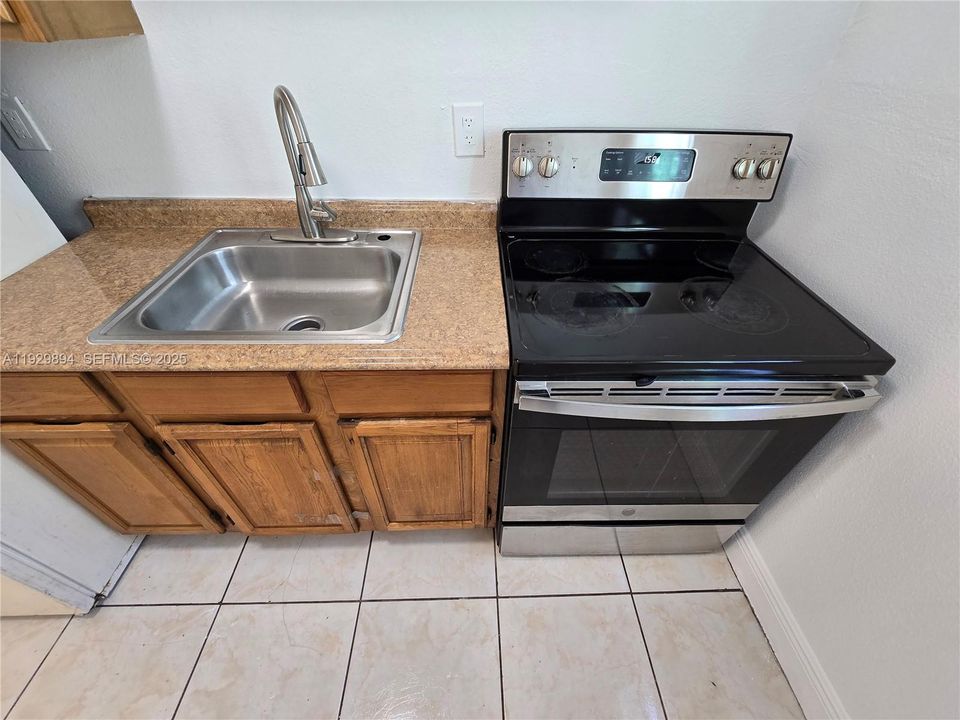 For Rent: $2,000 (2 beds, 1 baths, 0 Square Feet)