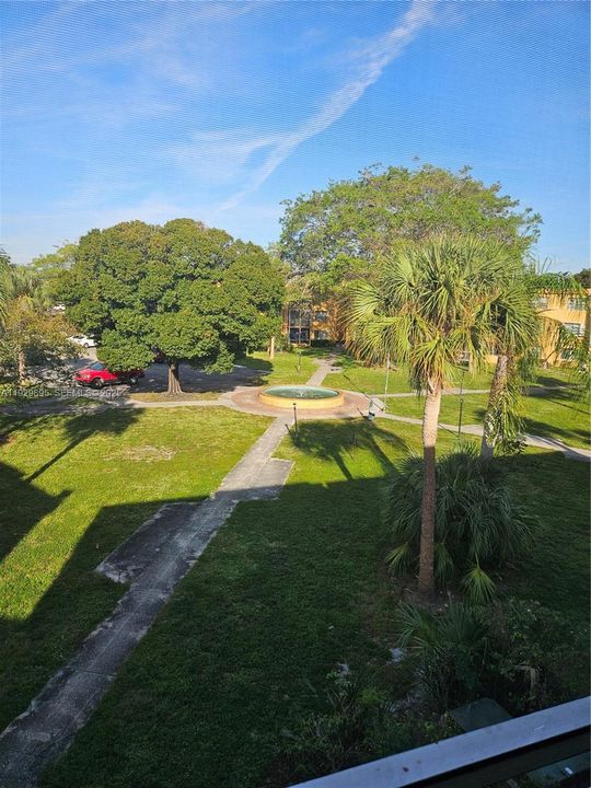 В аренду: $1,850 (2 спален, 2 ванн, 950 Квадратных фут)