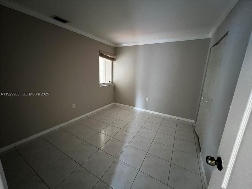 В аренду: $2,800 (3 спален, 2 ванн, 1330 Квадратных фут)