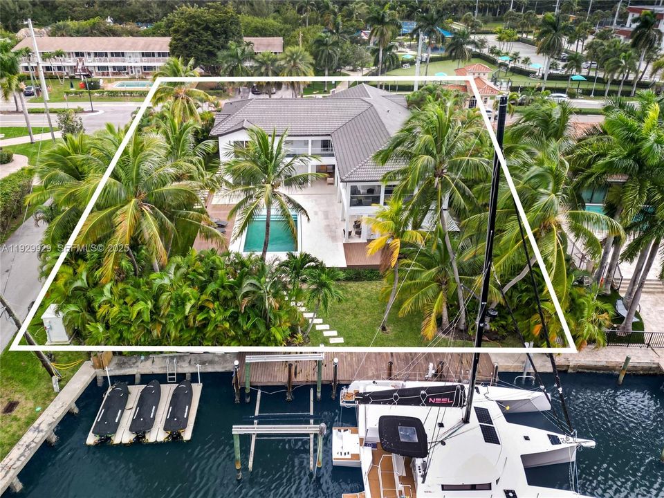 待售: $6,488,888 (5 贝兹, 5 浴室, 5949 平方英尺)