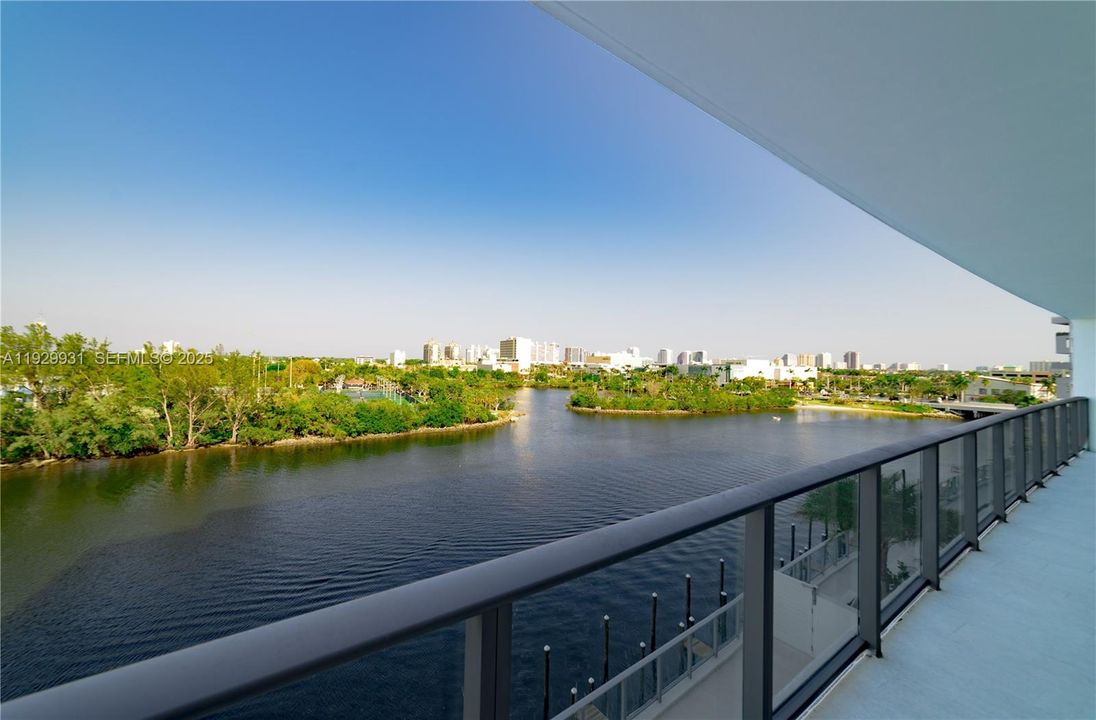 В аренду: $7,995 (3 спален, 3 ванн, 2067 Квадратных фут)