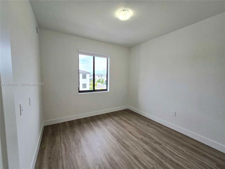 En Renta: $2,395 (3 camas, 2 baños, 0 Pies cuadrados)