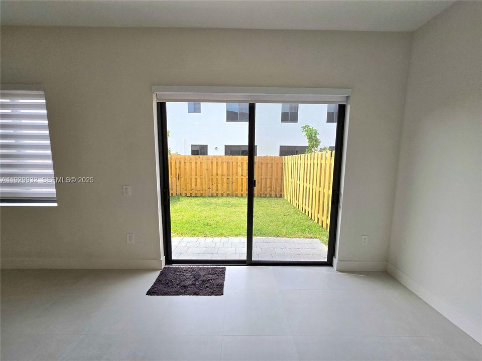 En Renta: $2,395 (3 camas, 2 baños, 0 Pies cuadrados)