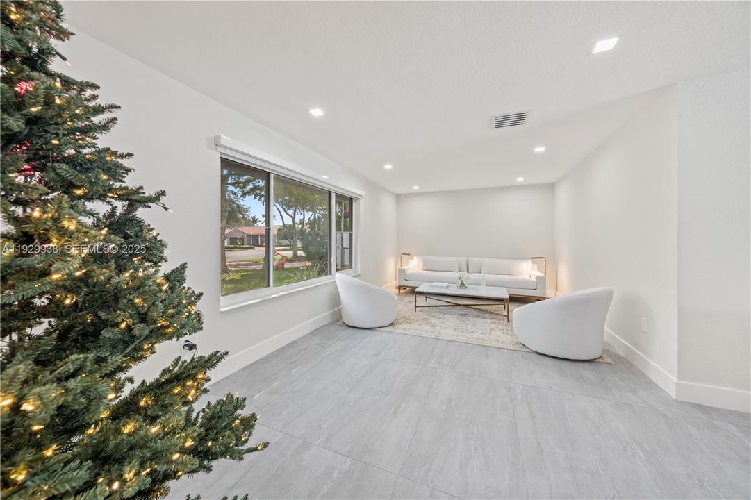 For Sale: $1,250,000 (3 beds, 3 baths, 2655 Square Feet)