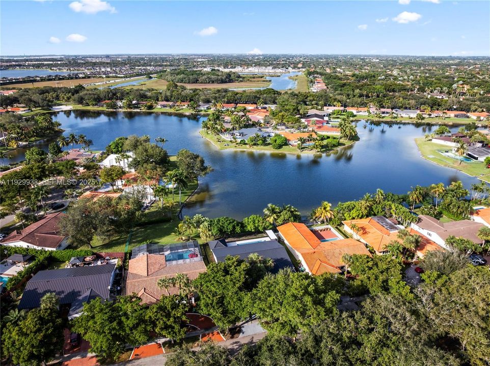 For Sale: $1,250,000 (3 beds, 3 baths, 2655 Square Feet)