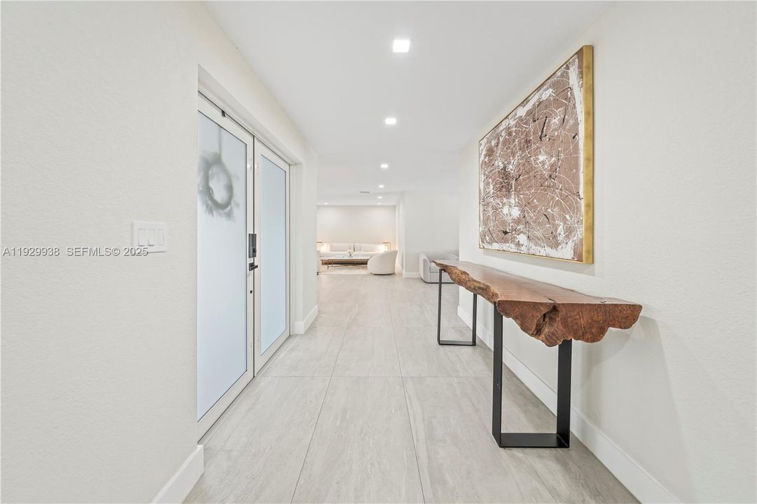 For Sale: $1,250,000 (3 beds, 3 baths, 2655 Square Feet)