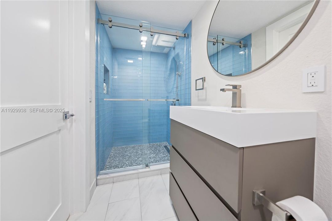 For Sale: $1,250,000 (3 beds, 3 baths, 2655 Square Feet)