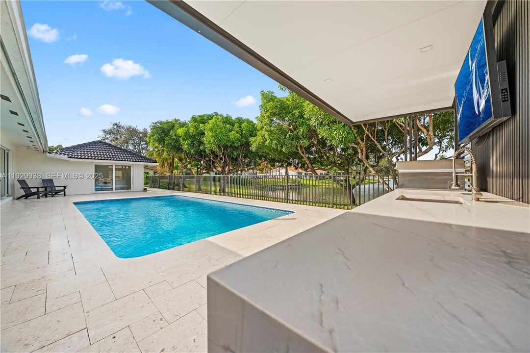 For Sale: $1,250,000 (3 beds, 3 baths, 2655 Square Feet)