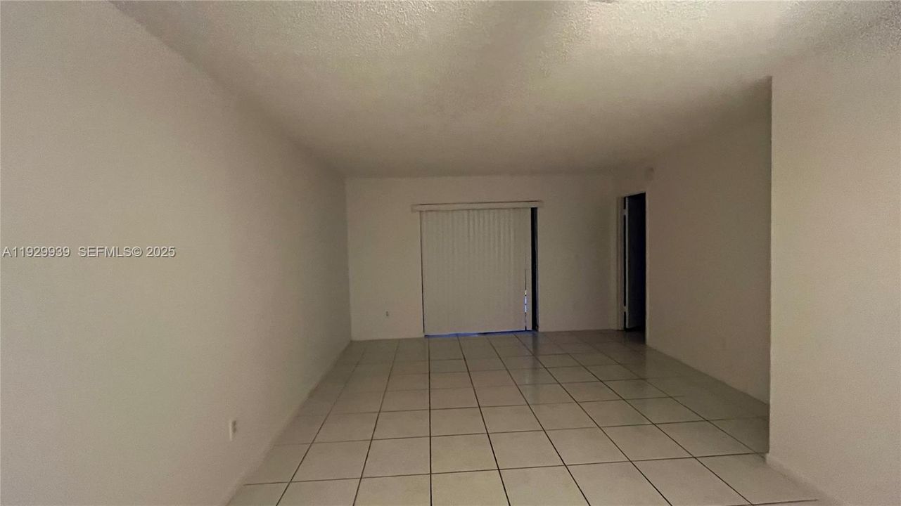 En Renta: $2,250 (3 camas, 2 baños, 1125 Pies cuadrados)