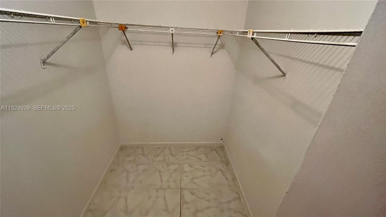 En Renta: $2,250 (3 camas, 2 baños, 1125 Pies cuadrados)