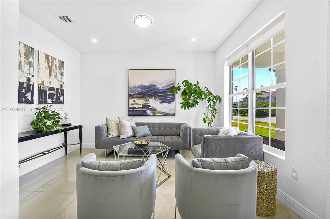 待售: $1,200,000 (5 贝兹, 3 浴室, 3116 平方英尺)