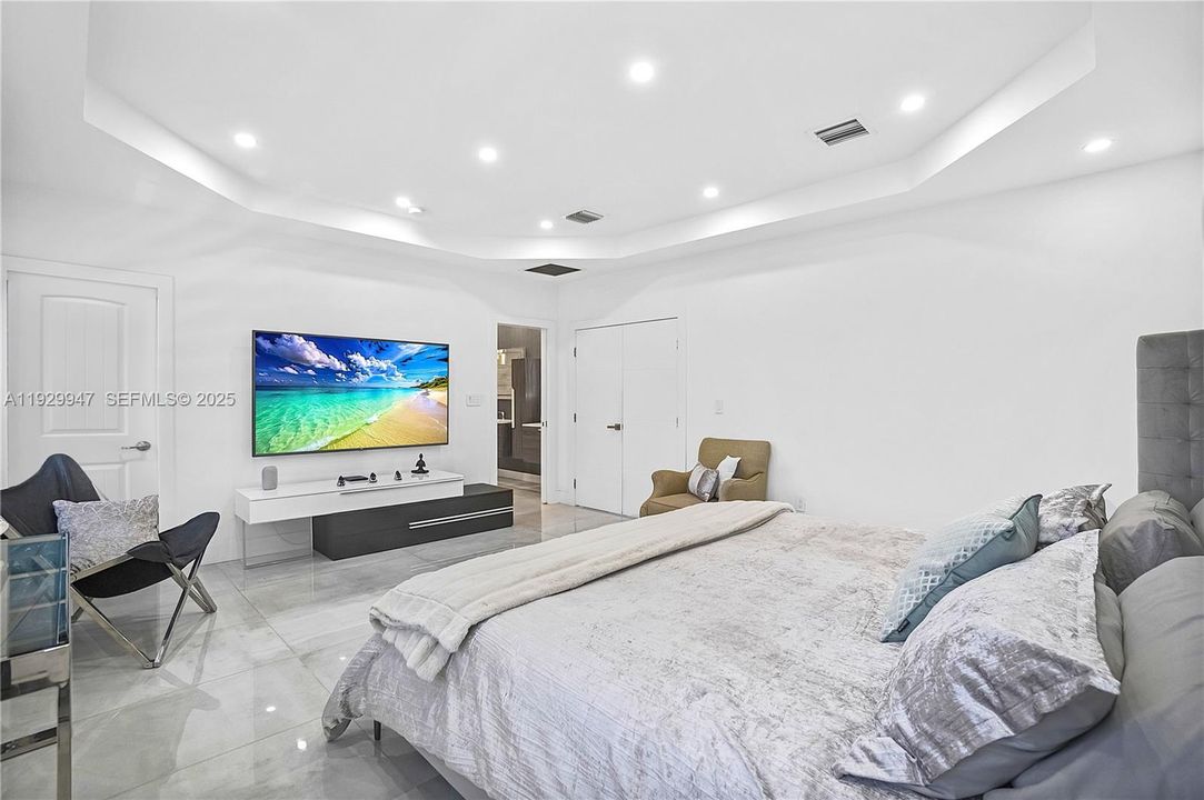 Principal Bedroom with ensuite bathroom