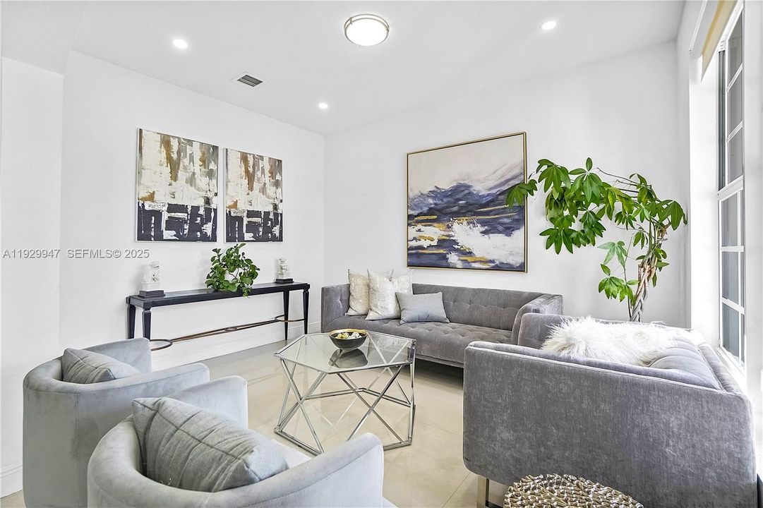 待售: $1,200,000 (5 贝兹, 3 浴室, 3116 平方英尺)