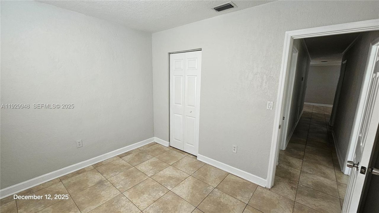 En Renta: $3,500 (4 camas, 2 baños, 1672 Pies cuadrados)