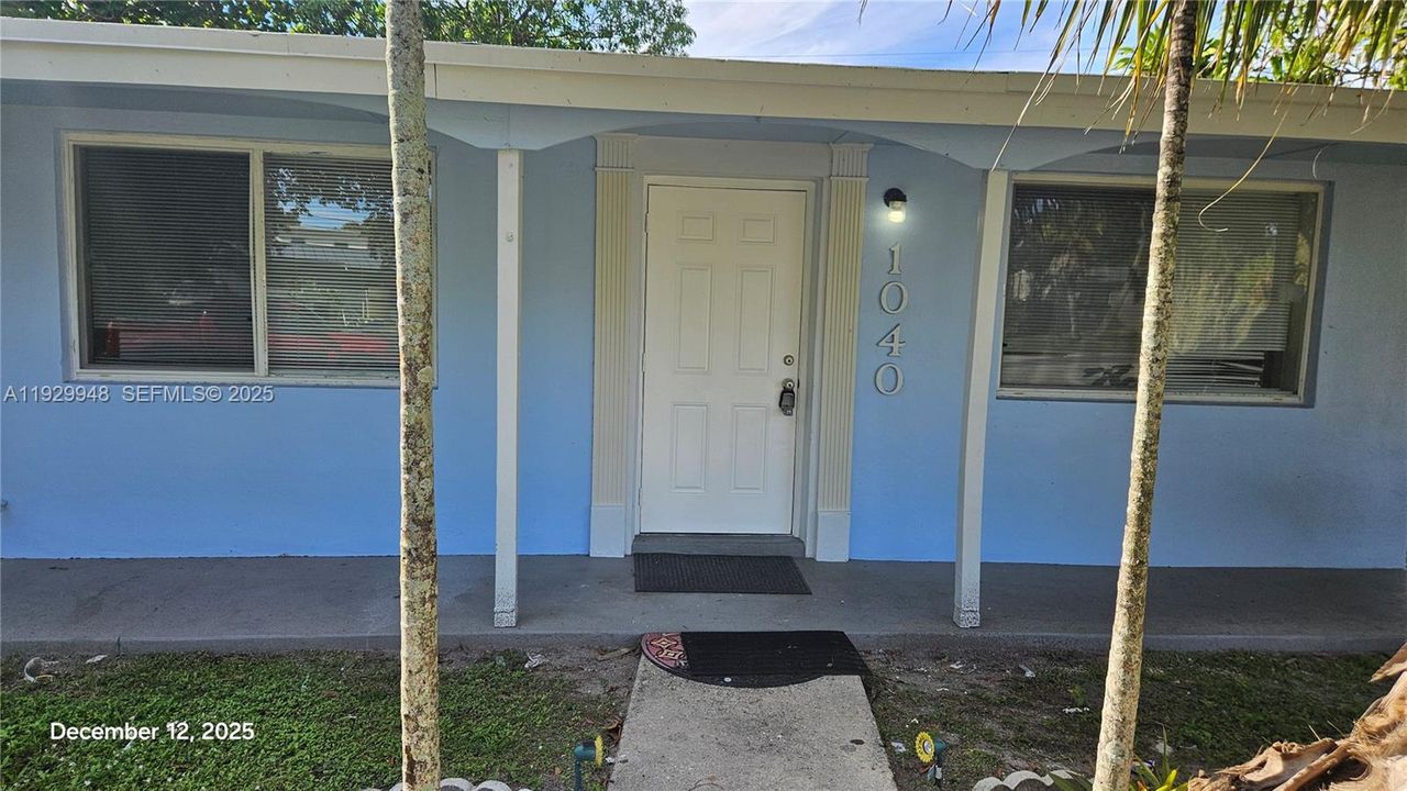 En Renta: $3,500 (4 camas, 2 baños, 1672 Pies cuadrados)