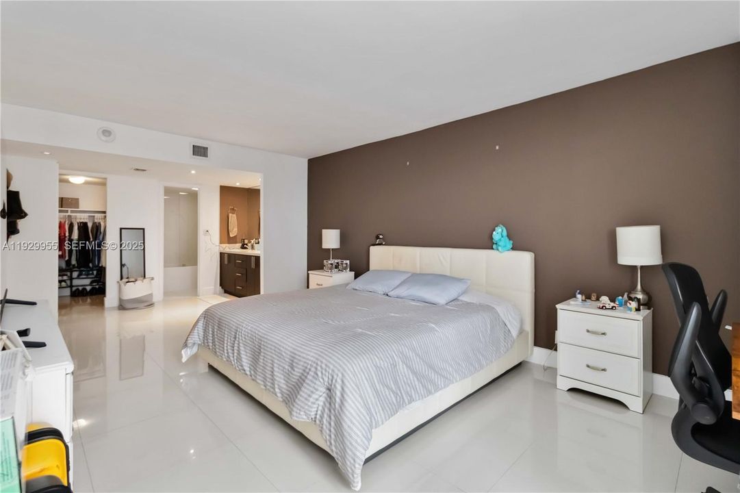 En Renta: $3,400 (2 camas, 2 baños, 1331 Pies cuadrados)