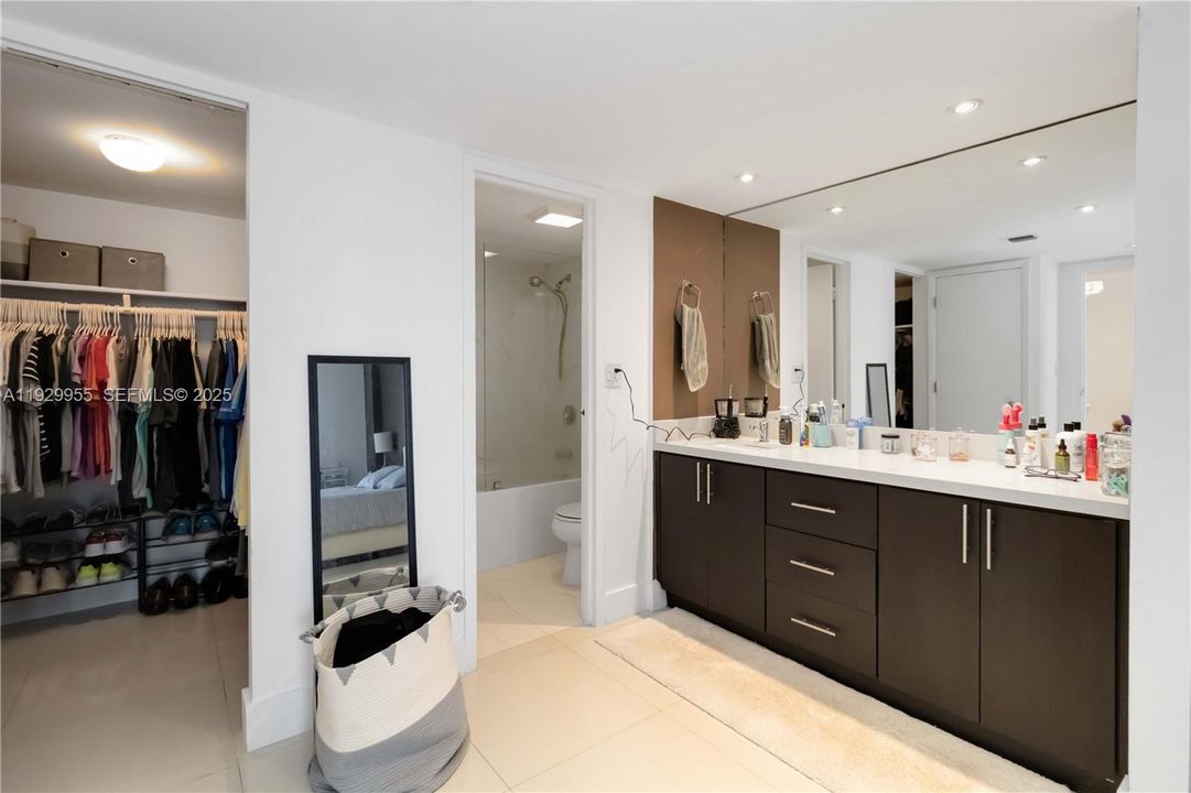 En Renta: $3,400 (2 camas, 2 baños, 1331 Pies cuadrados)