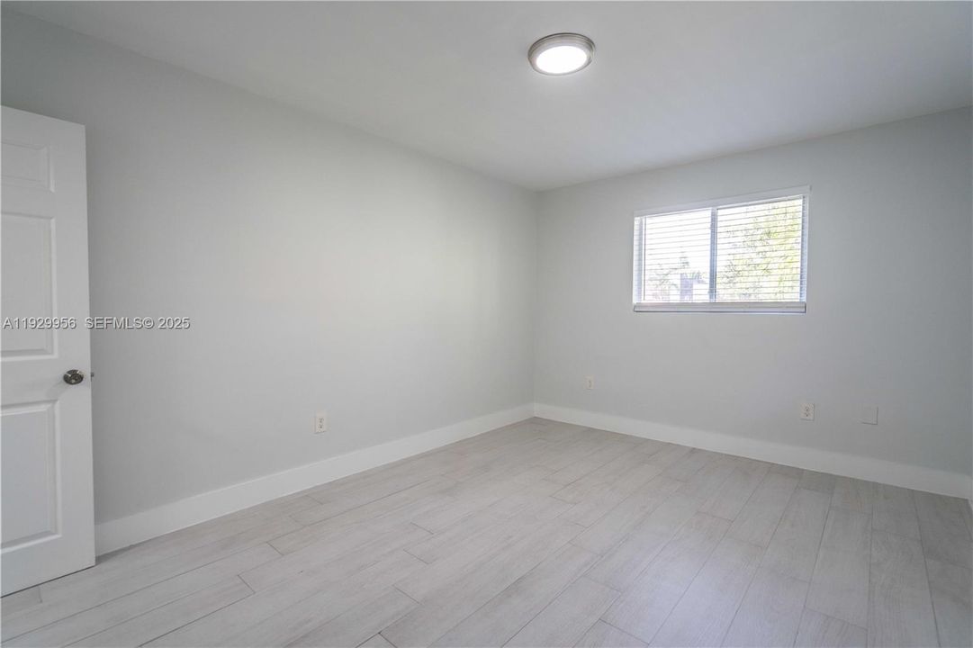 出租: $1,950 (1 贝兹, 1 浴室, 600 平方英尺)