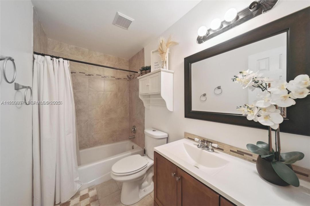 En Renta: $3,350 (2 camas, 2 baños, 1446 Pies cuadrados)