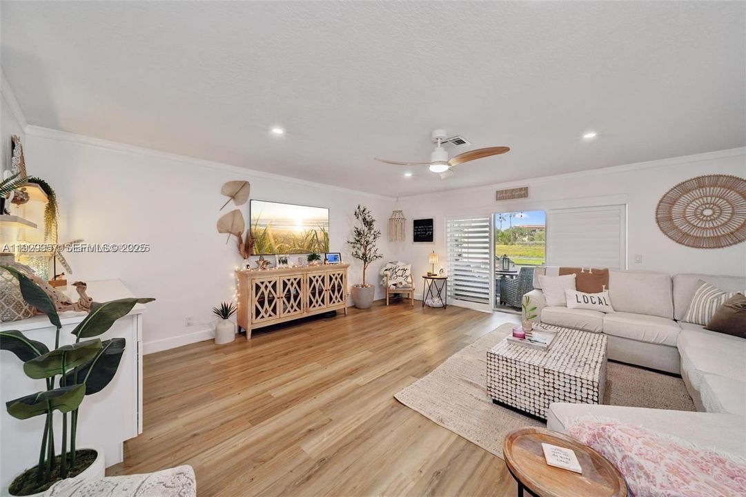 En Renta: $3,350 (2 camas, 2 baños, 1446 Pies cuadrados)