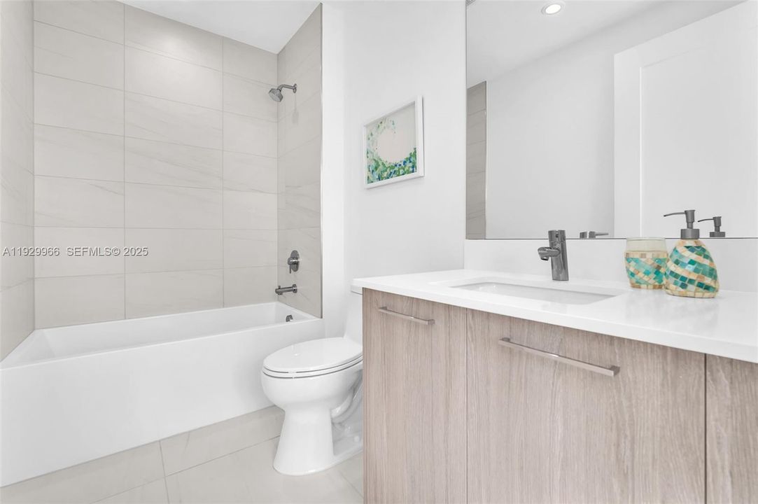 For Rent: $22,500 (3 beds, 3 baths, 2288 Square Feet)