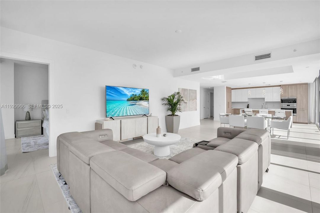 For Rent: $22,500 (3 beds, 3 baths, 2288 Square Feet)