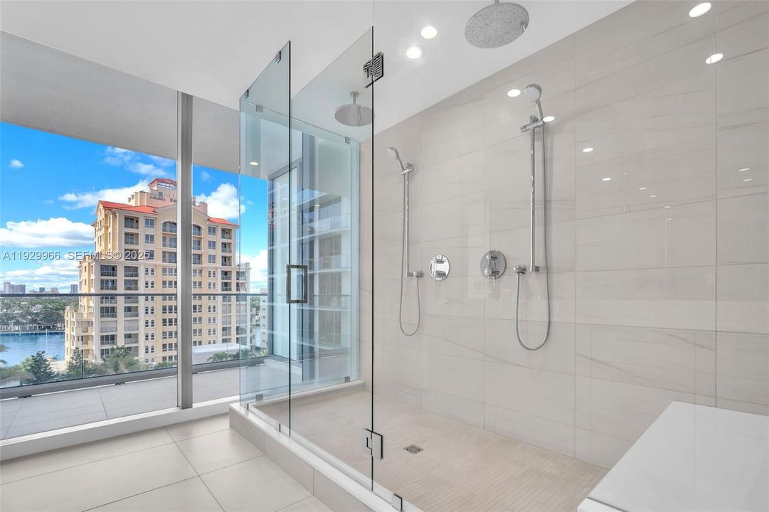 For Rent: $22,500 (3 beds, 3 baths, 2288 Square Feet)