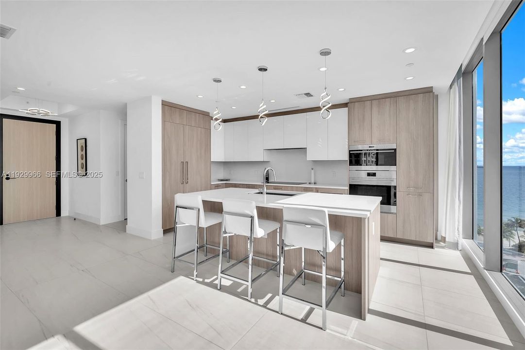 For Rent: $22,500 (3 beds, 3 baths, 2288 Square Feet)