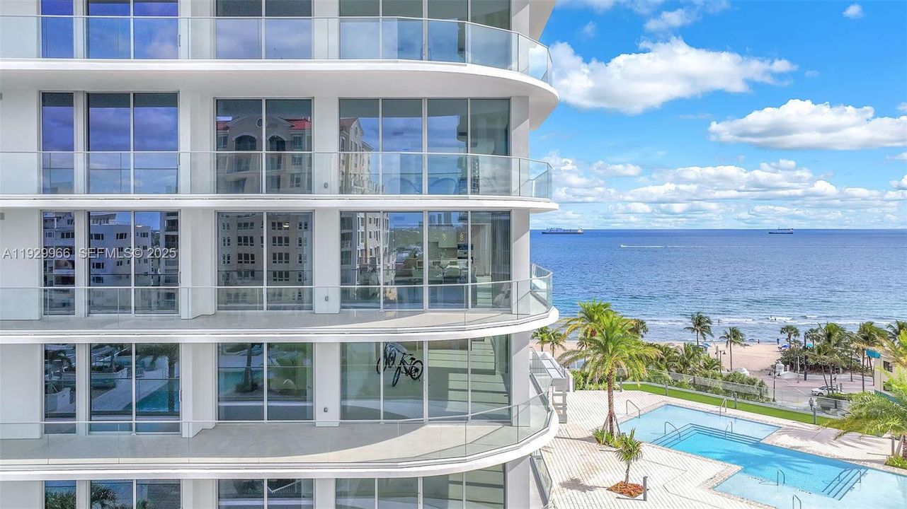 For Rent: $22,500 (3 beds, 3 baths, 2288 Square Feet)