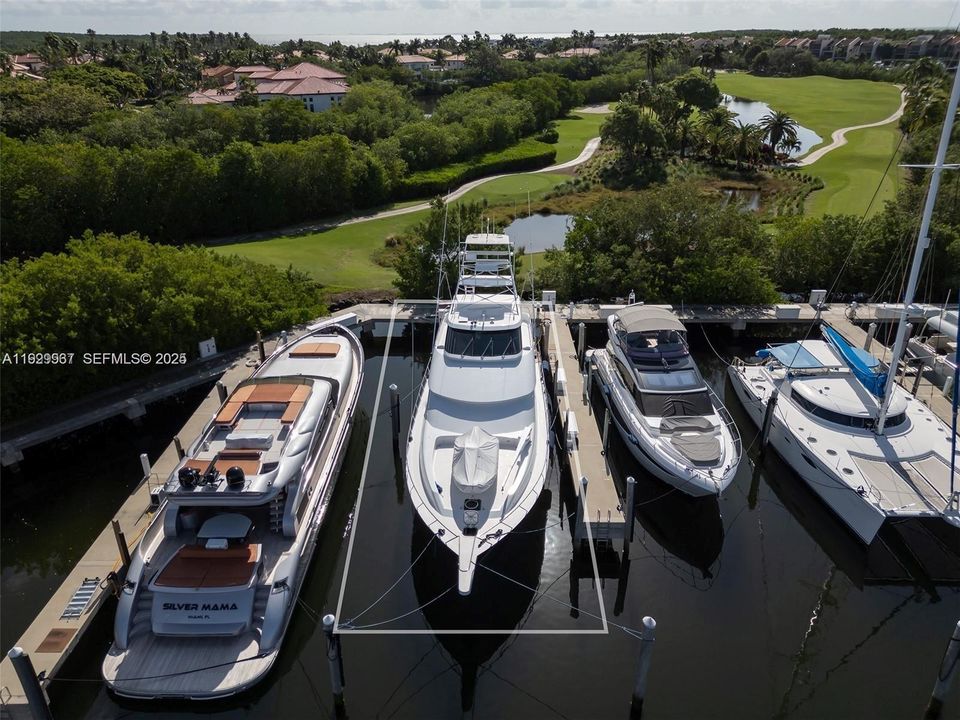 待售: $9,500 (100 平方英尺)